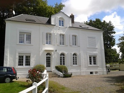 Ravalement de façade à Étretat, après travaux